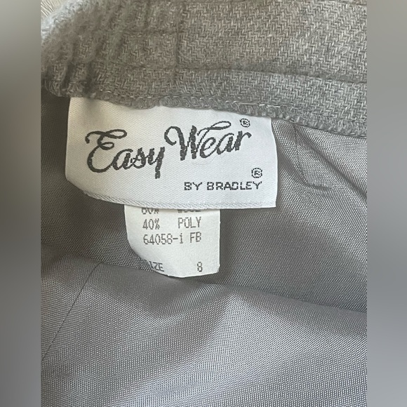 Vintage Easy Wear Grey Wool Blazer & Flare Skirt Set - Picture 14 of 15